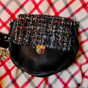 Steve Madden crossbody pocketbook